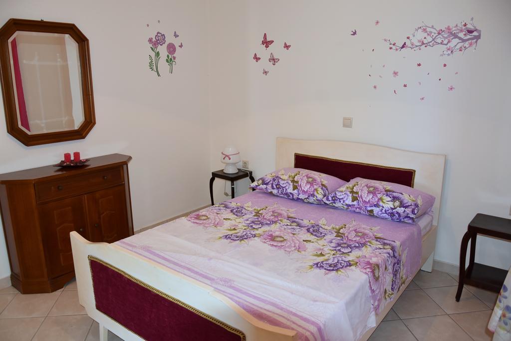 Studio A Apartment Kanali  Luaran gambar